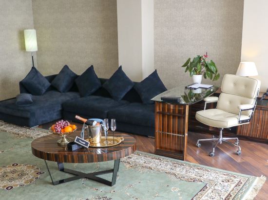 Фото Damas International Hotel