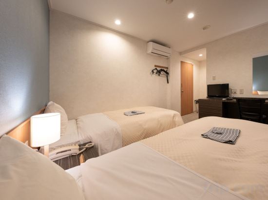 Фото Awaji Prince Hotel