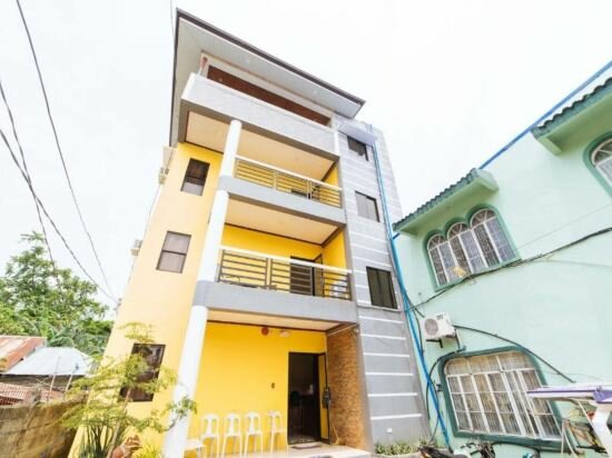 Hotel RedDoorz @ D Maagma Street, Kalibo, photo