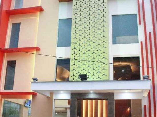 Фото Sumi Hotel Surabaya