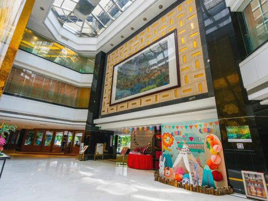 Фото Hotel Landmark Canton