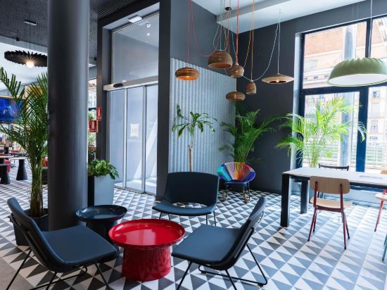 Фото Ibis Malaga Centro Ciudad