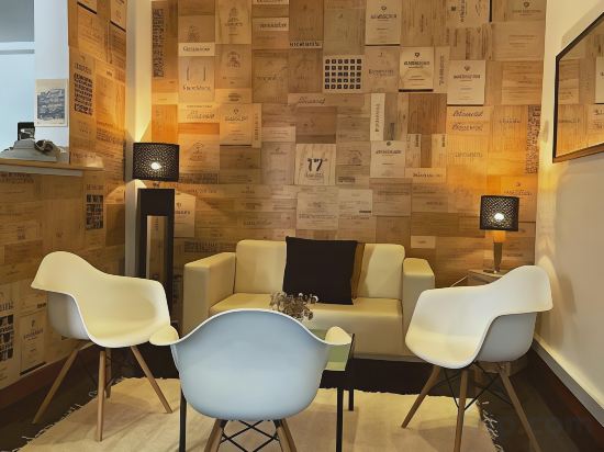 Фото Legendary Porto Hotel