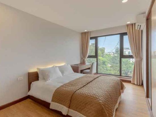 Фото 22Land Moon West Lake