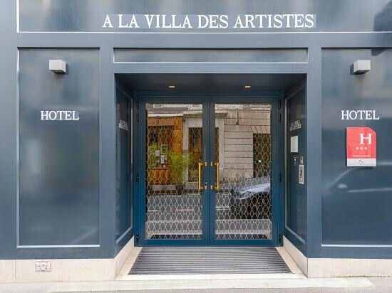 Фото Hôtel A La Villa des Artistes