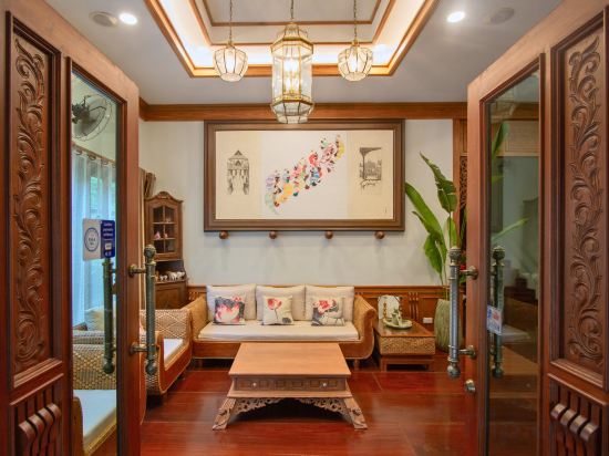 Фото Rich Garden House Hotel