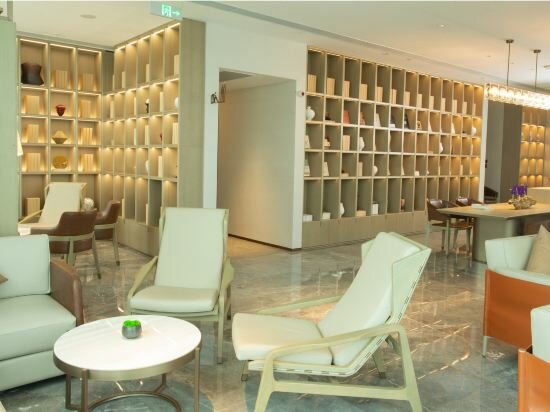 Фото Ln Dongfang Hotel Pazhou