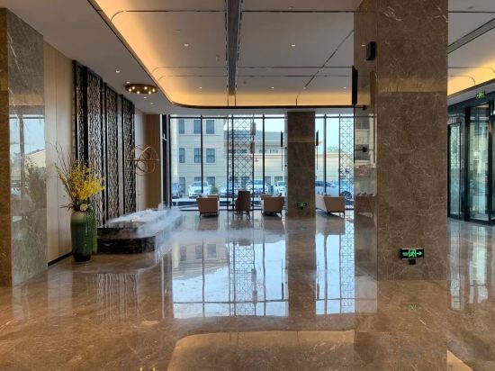 Фото Nuist Hotel