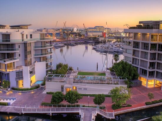 Фото Waterfront Village