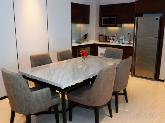 Фото Bangkok Marriott Hotel The Surawongse