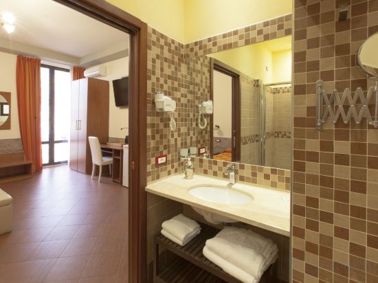 Фото Hotel Ester