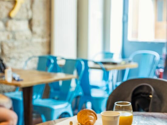 Фото Young and Happy Hostel