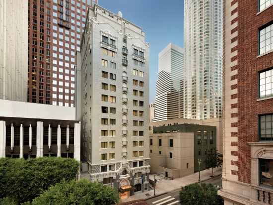 Фото Hilton Checkers