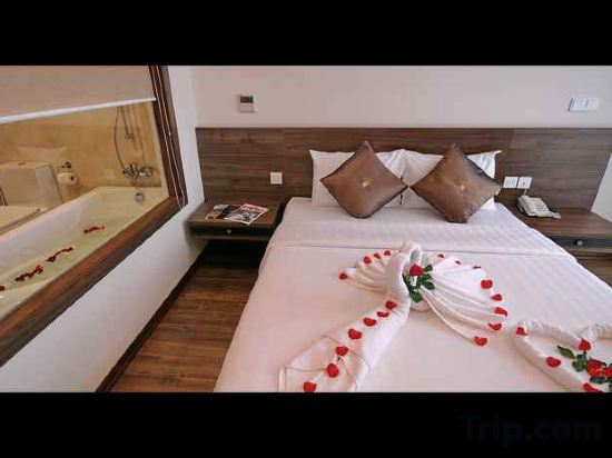 Фото Lenid Hotel