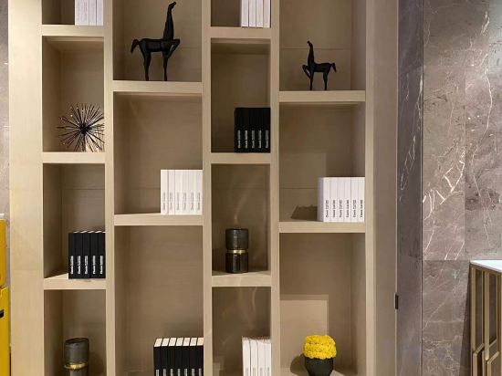 Фото Echarm Hotel