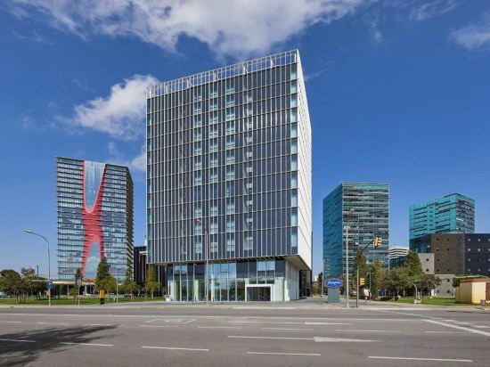 Фото Hampton by Hilton Barcelona Fira Gran VIA