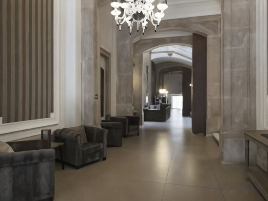 Фото Отель Catalonia Portal de l’Ángel