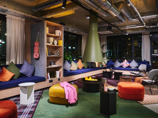 Фото Moxy Annecy