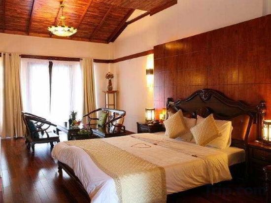 Фото Vinh Hung Riverside Resort & SPA