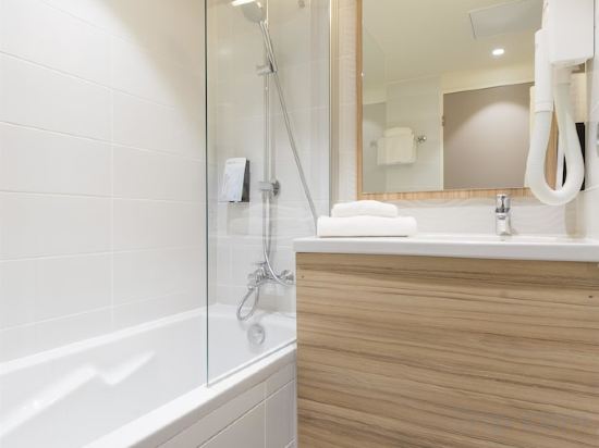 Фото Campanile Metz Centre - Gare