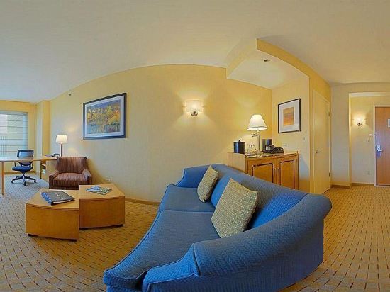 Фото Renaissance Chicago O'Hare Suites Hotel