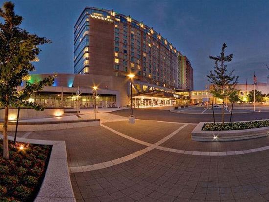 Фото The Westin Boston Seaport District