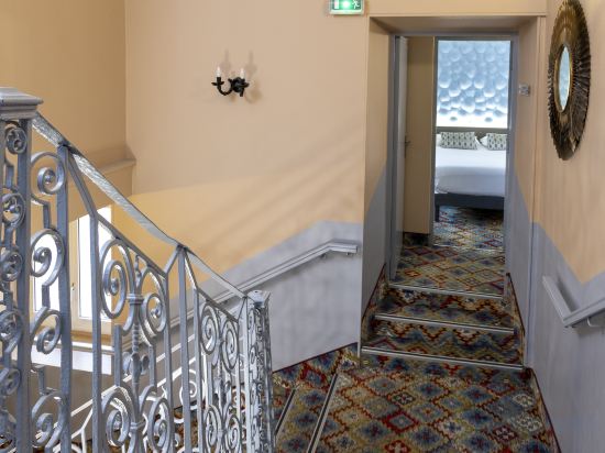 Фото The Originals Boutique, Hôtel Danieli, Avignon