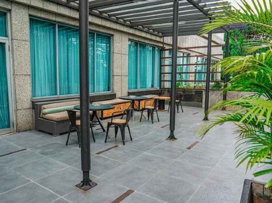 Фото Ibis Jakarta Slipi