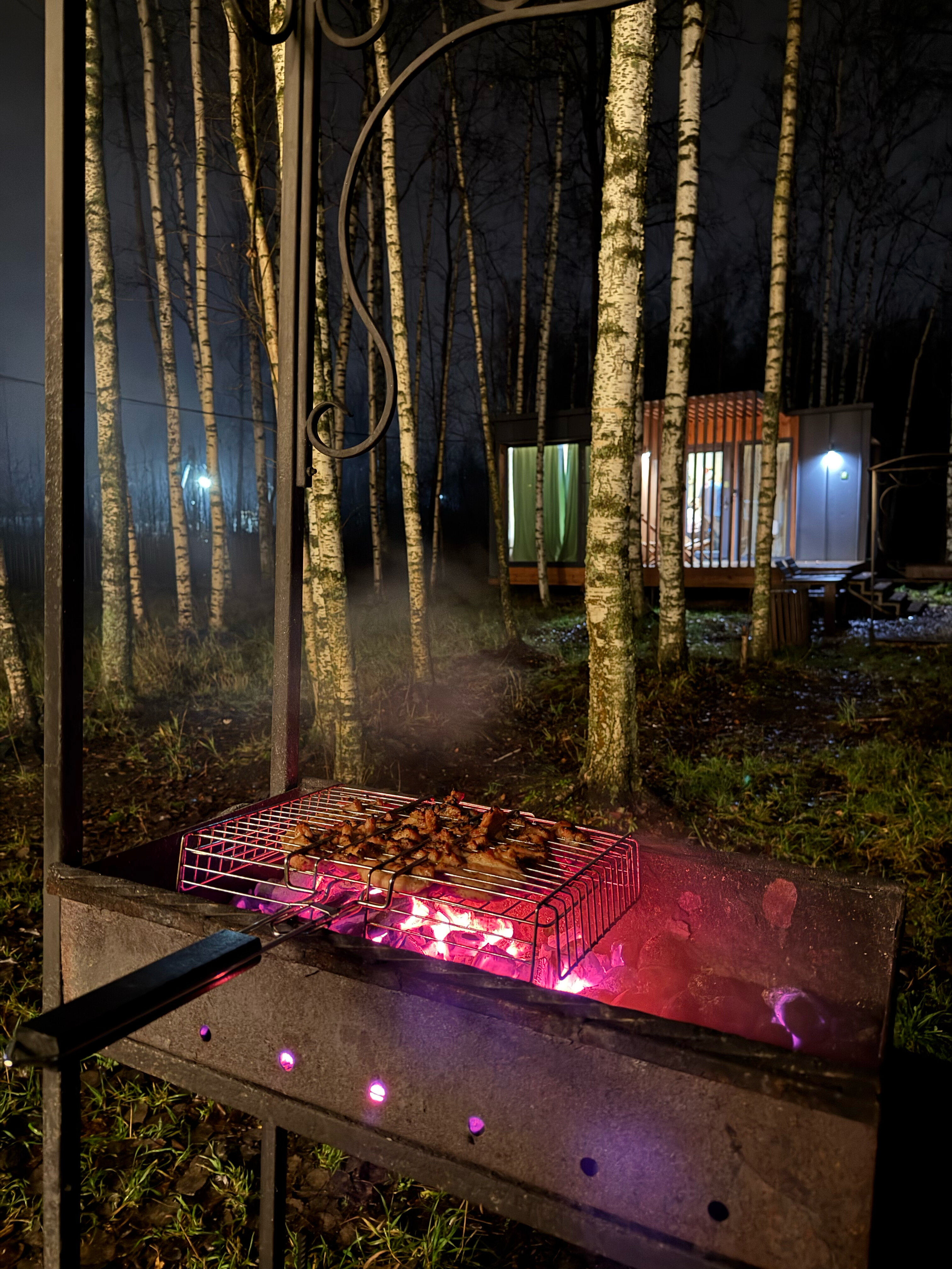 Фото Klever House, Голубое озеро