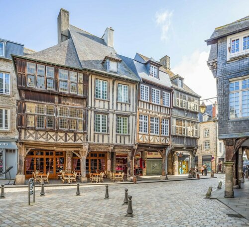 Внешний вид отеля Ibis Styles Dinan Centre Ville в Динане, фото 5