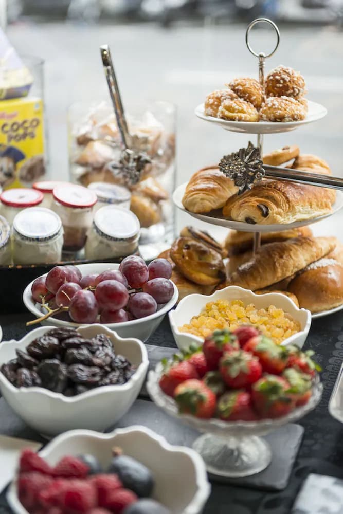 Фото Le Placide Saint Germain des Pres