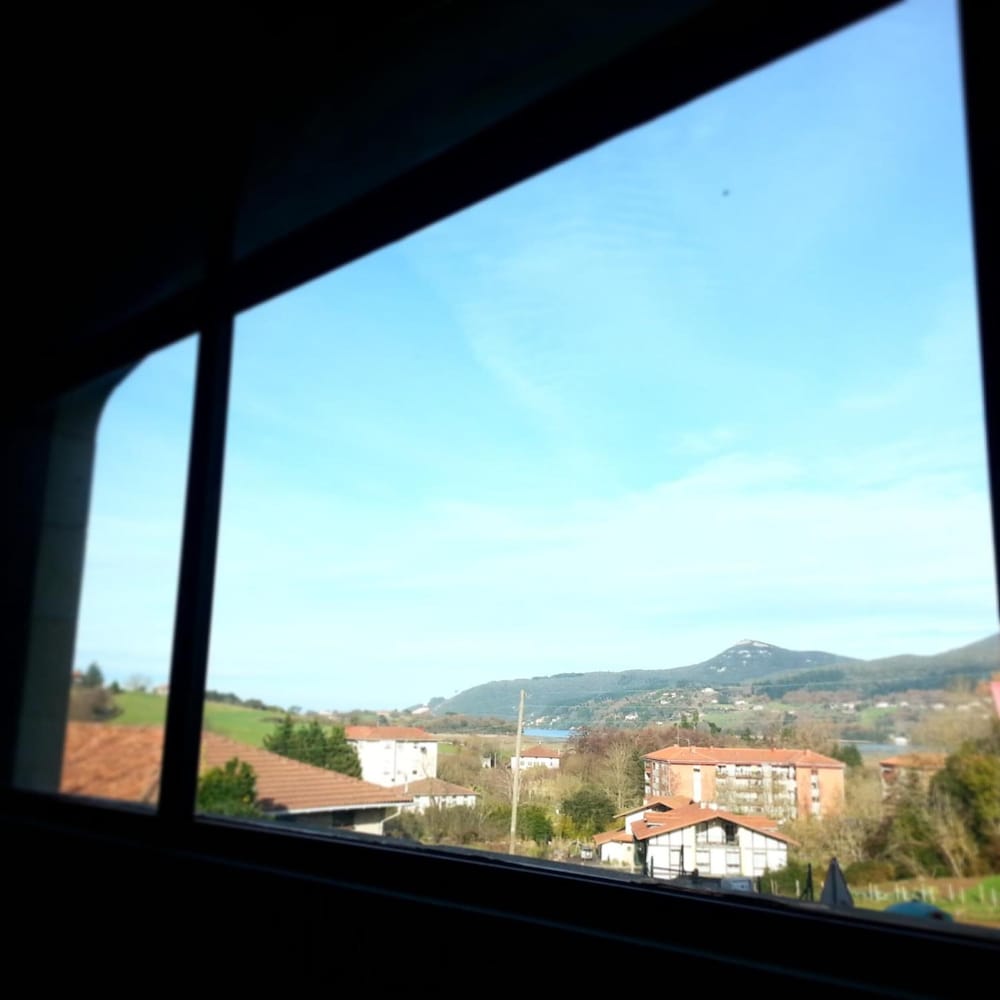 Фото Hotel Ibaigune