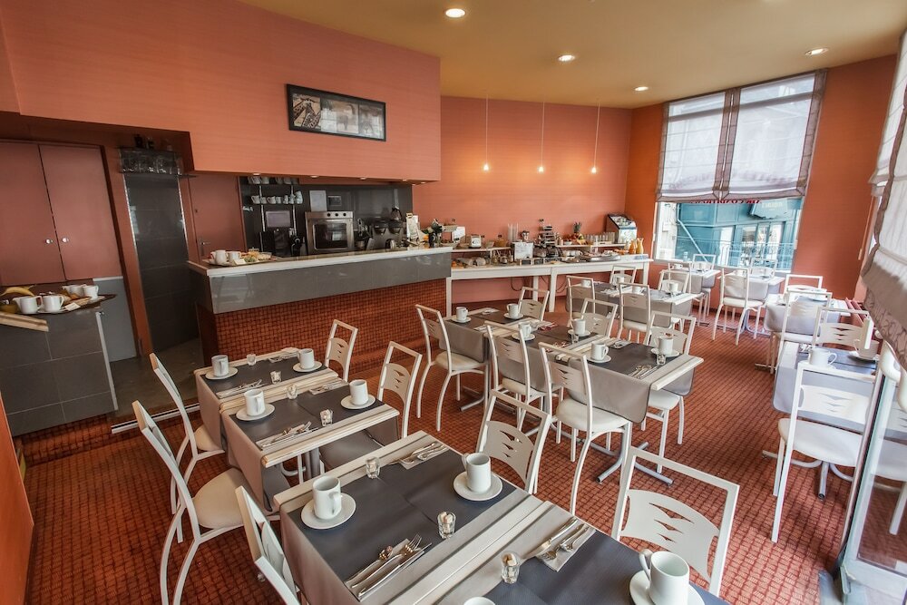 Фото Continental Hotel Angers