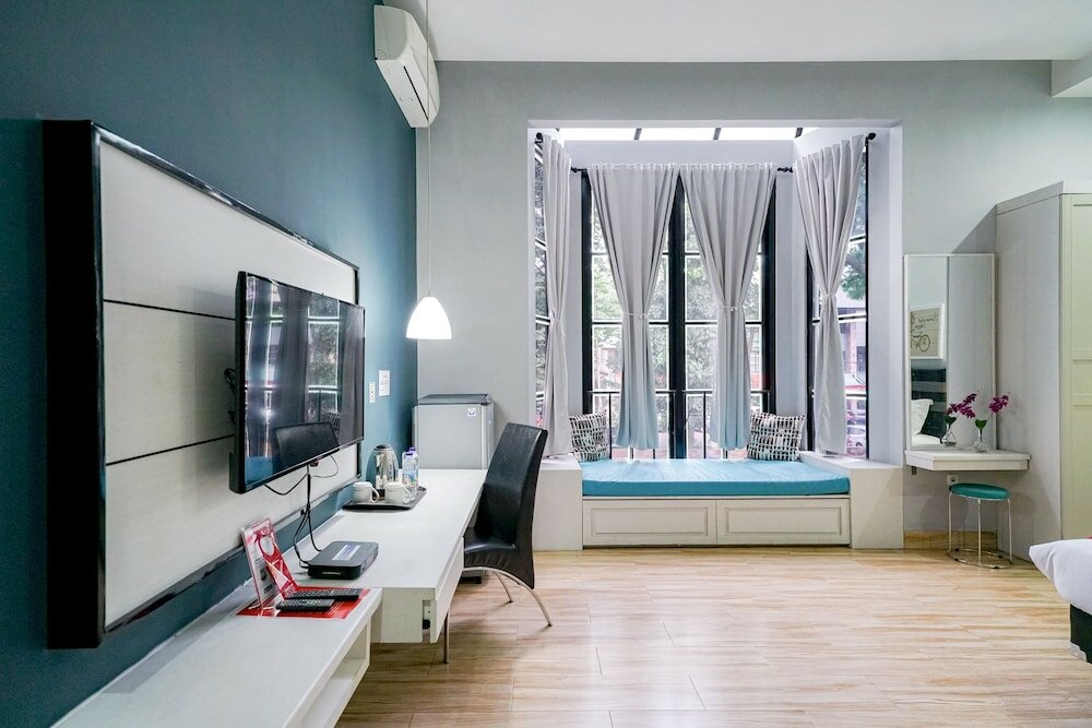 Фото RedDoorz Premium near Rs Pondok Indah