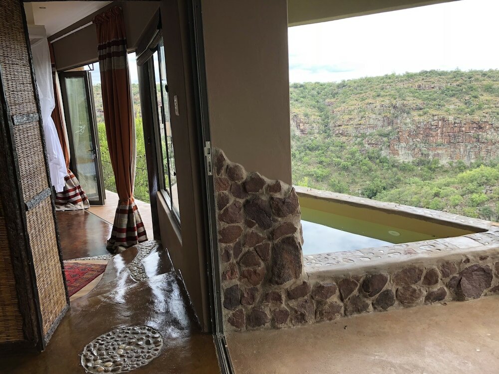 Фото Leopards Rock Bush Boutique