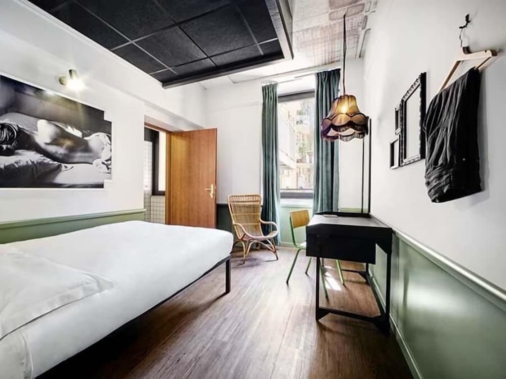 Фото Generator Rome