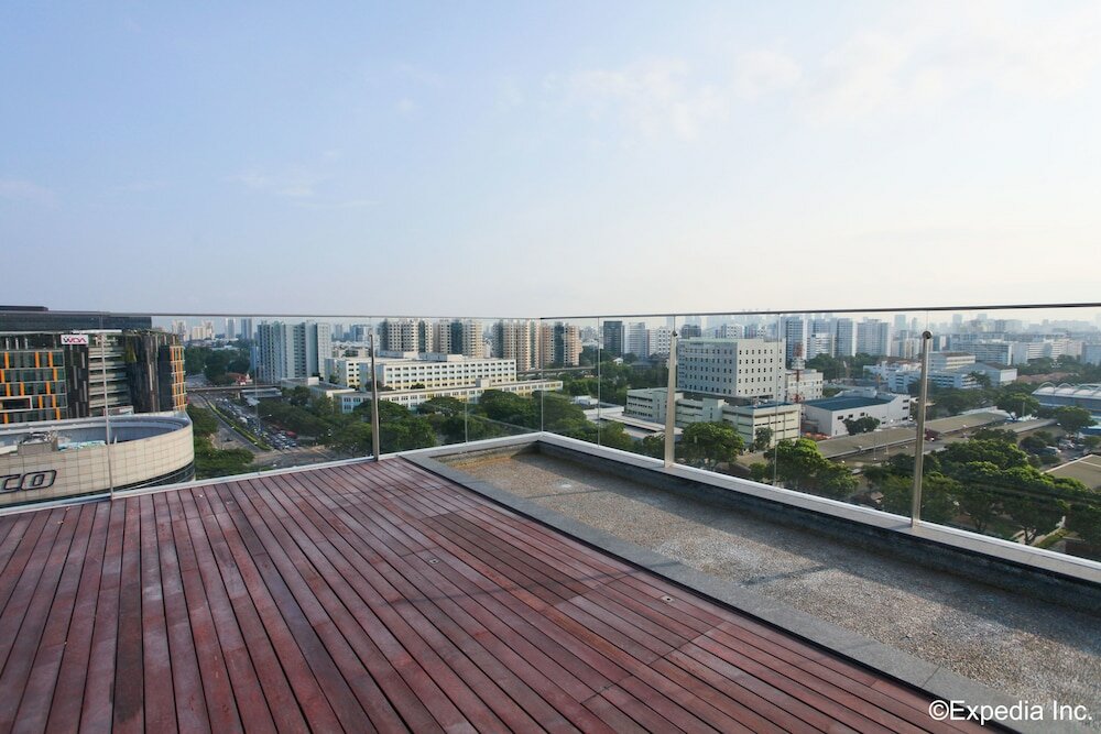 Фото Aqueen Hotel Paya Lebar