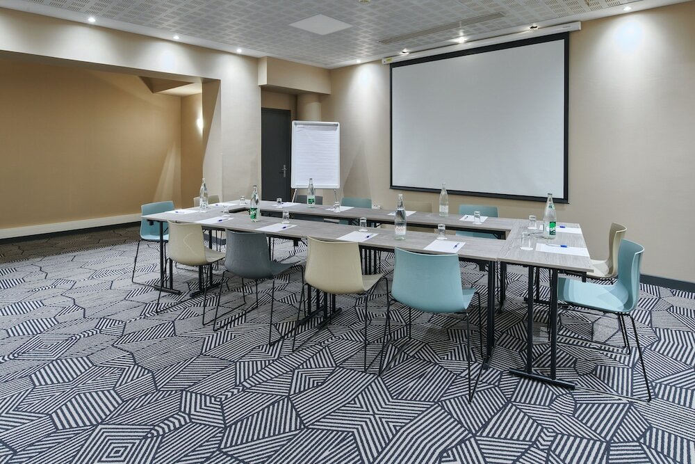 Фото Hotel Vacances Bleues Provinces Opera