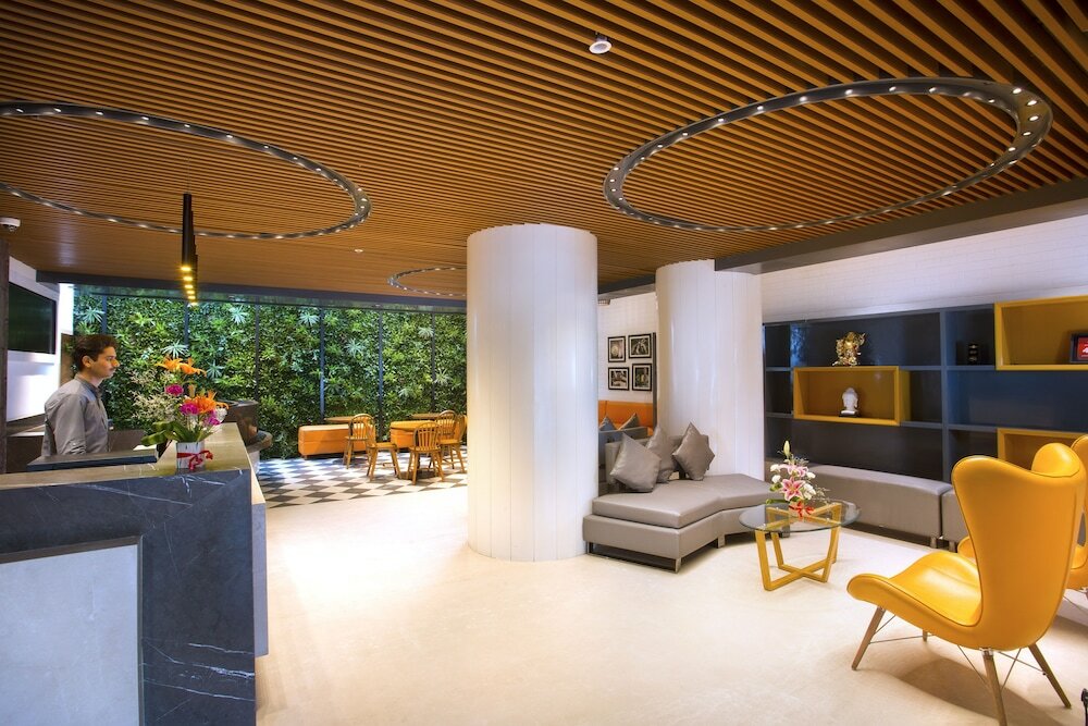 Фото Fountain Tree by Tgi