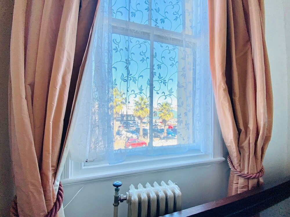 Фото The Esplanade Hotel