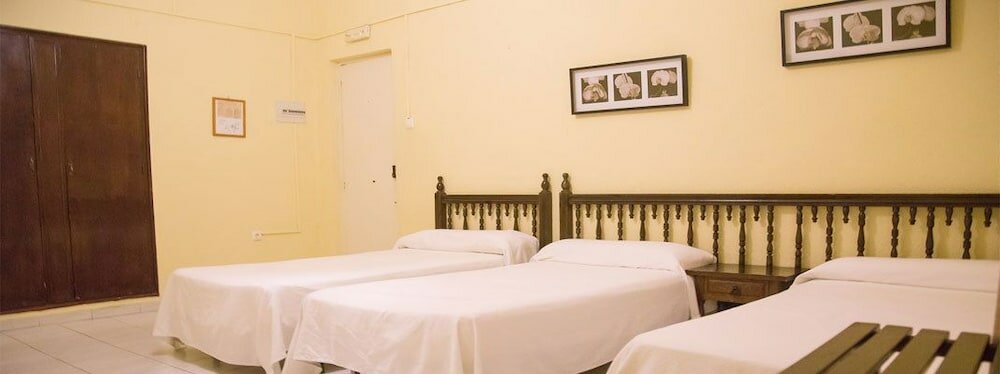 Фото Hostal Sierpes