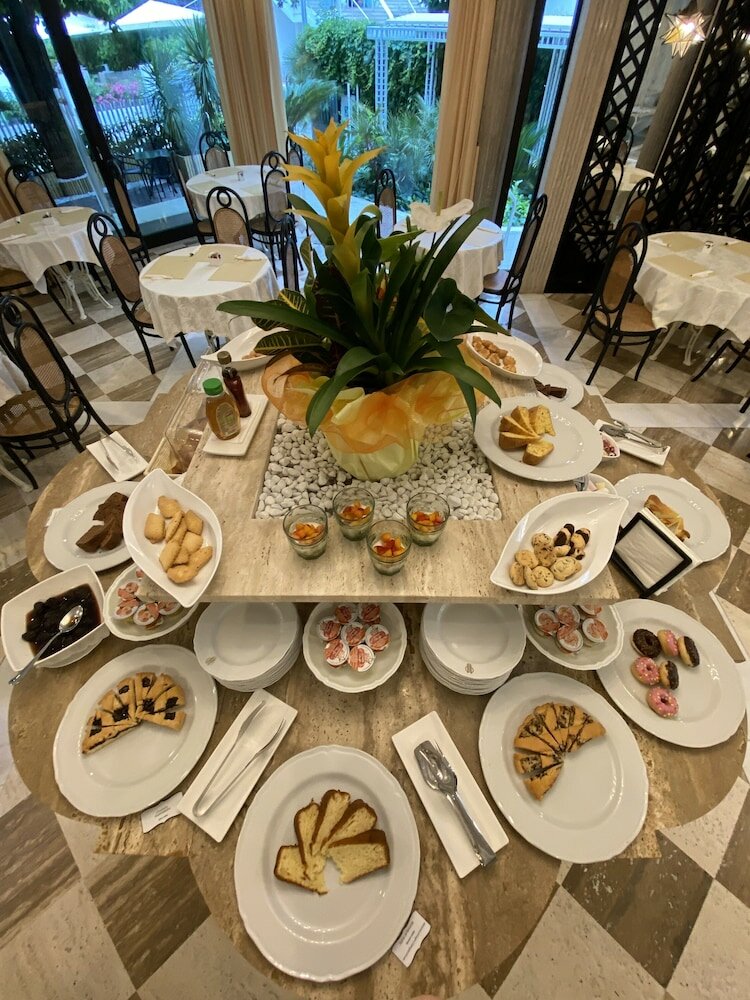 Фото Hotel President