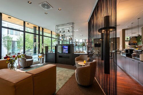 Гостиница Hotel Docklands в Антверпене