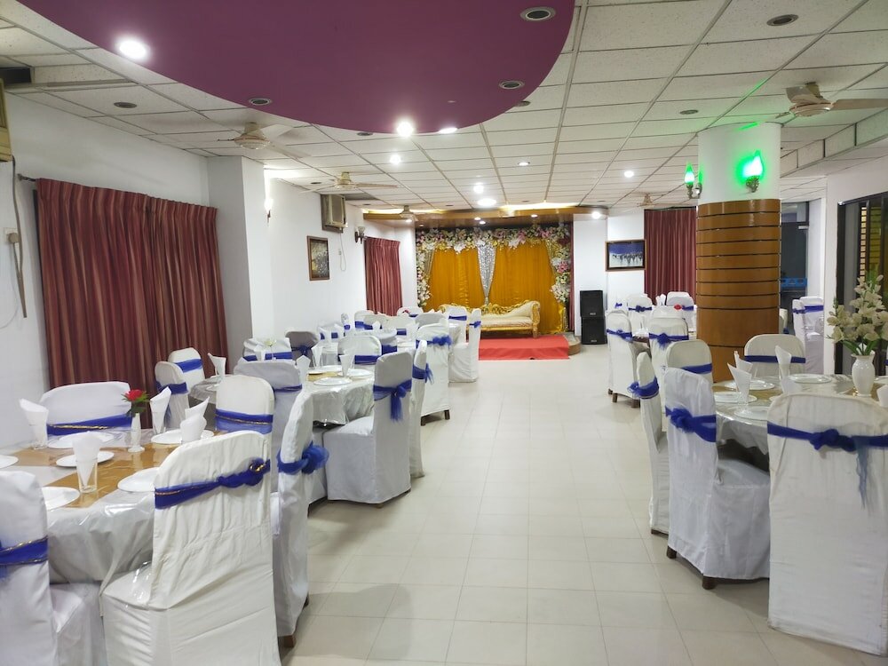 Фото Hotel Supreme