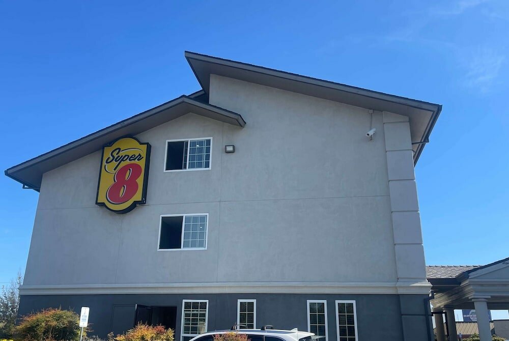 Фото Super 8 by Wyndham Sacramento/Florin Rd