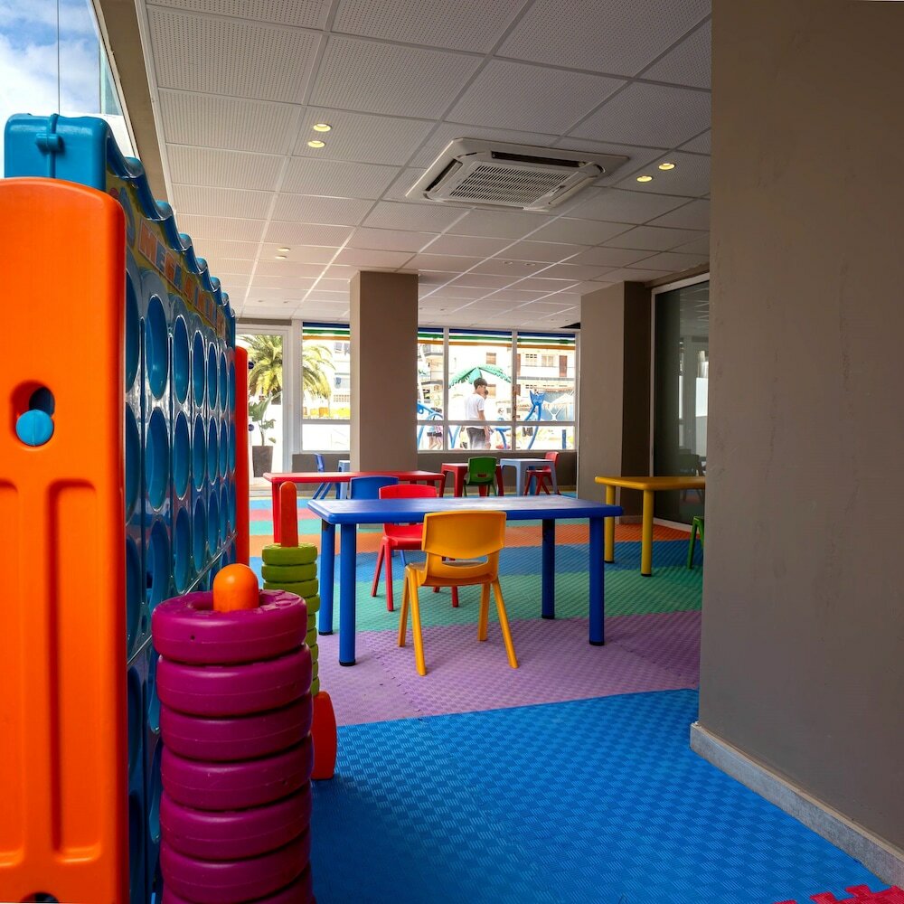 Фото Ohtels Villa Dorada