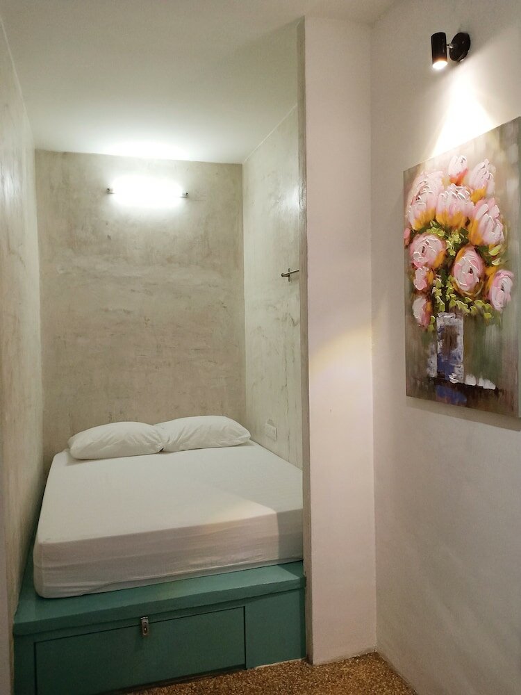 Фото Beds In Garden Hostel Sdn Bhd