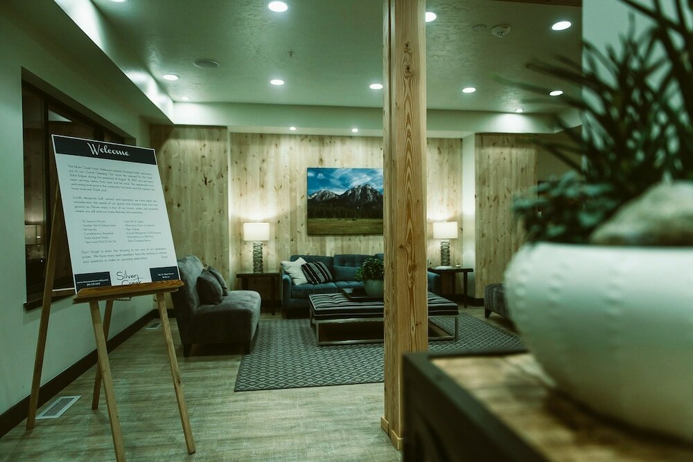 Фото Silver Creek Hotel