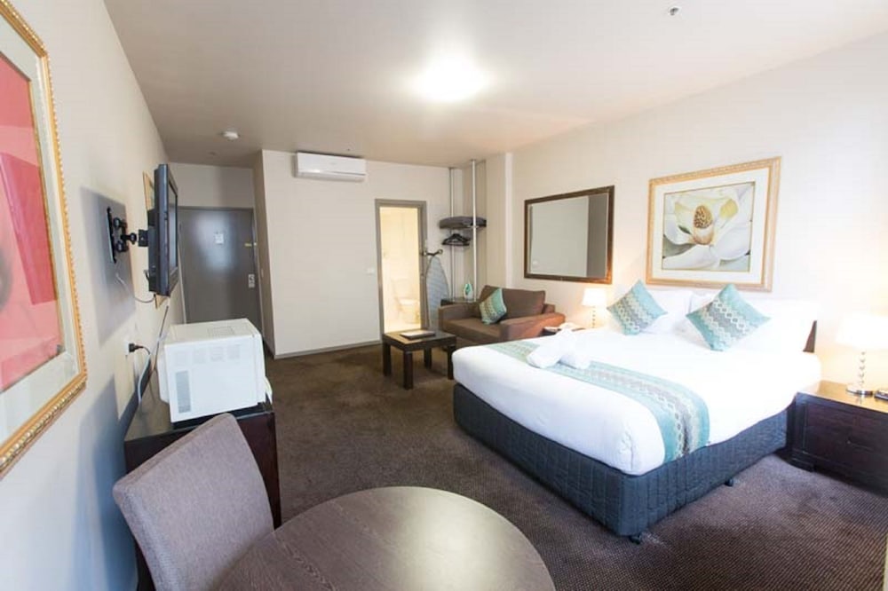 Фото City Square Motel