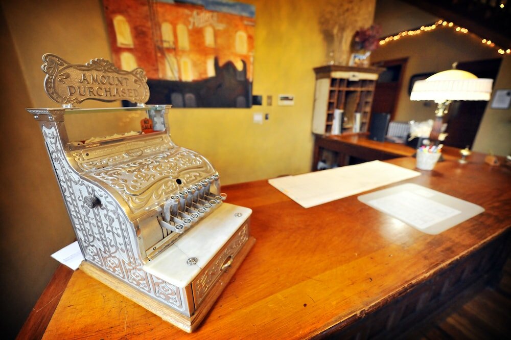 Фото Balch Hotel